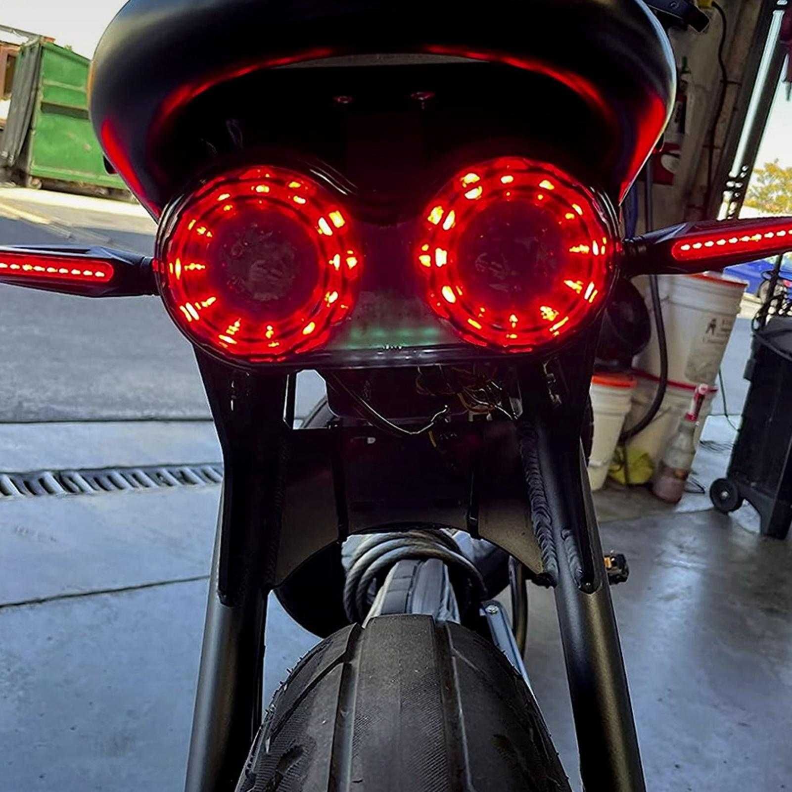 40 LED Стоп диоден за мотоциклет с вградени мигачи и стойка за номер. - снимка 4