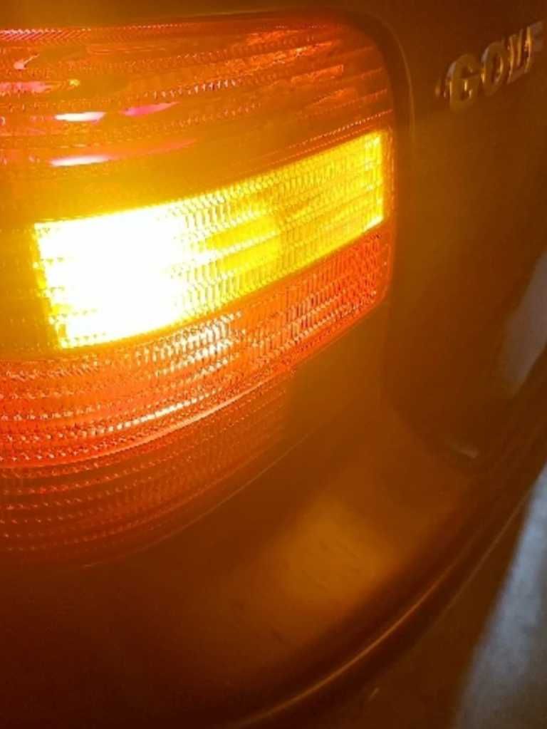2бр LED крушки за мигач P21W с вградена лупа 12 диода. - снимка 8